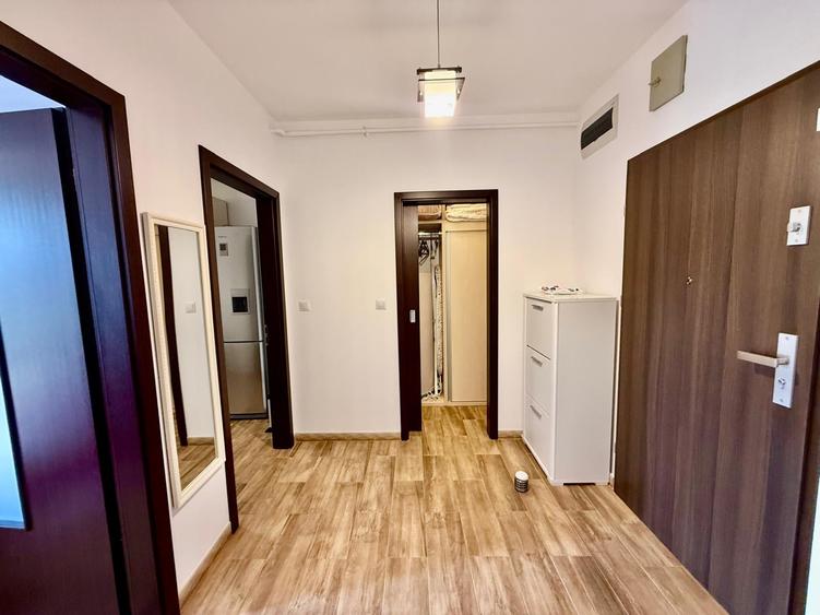 Garsonieră decomandată în Pietroasa
