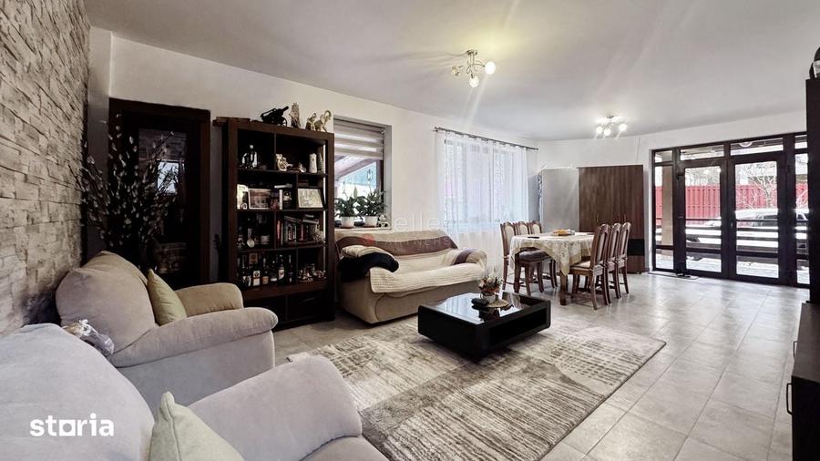 Casă cu 5 camere cu Teren 700 Mp în Central