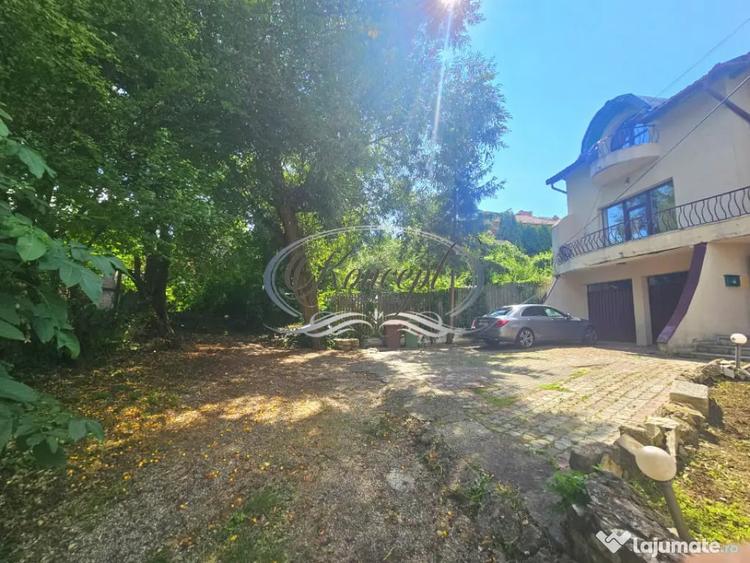 Zona Sigma - casa cu 6 parcari si gradina - 13
