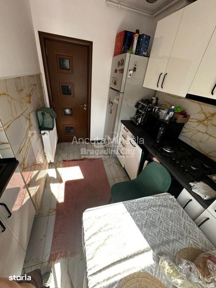 Garsoniera et. 2/4 Diamantului