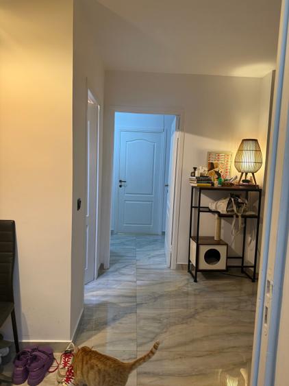 Apartament cu 4 camere decomandat în Brâncoveanu