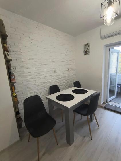 Apartament cu 2 camere decomandat în Rogerius