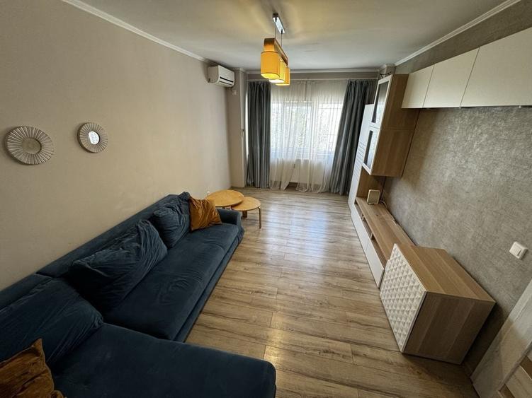 Apartament cu 3 camere decomandat în Ultracentral