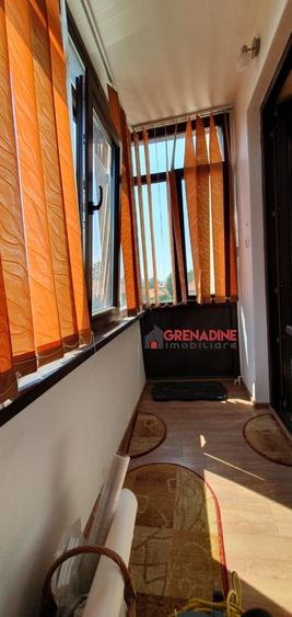 Apartament cu 2 camere decomandat în Tractorul