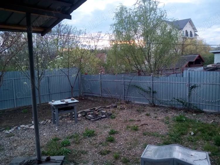 Casă cu 2 camere cu Teren 150 Mp în Central