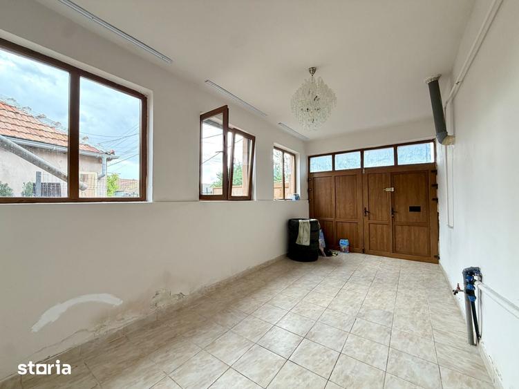 Casă cu 5 camere cu Teren 479 Mp în Ghirodei
