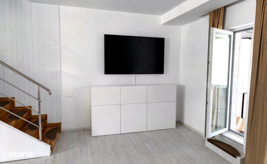 Casă cu 4 camere cu Teren 60 Mp în Pipera