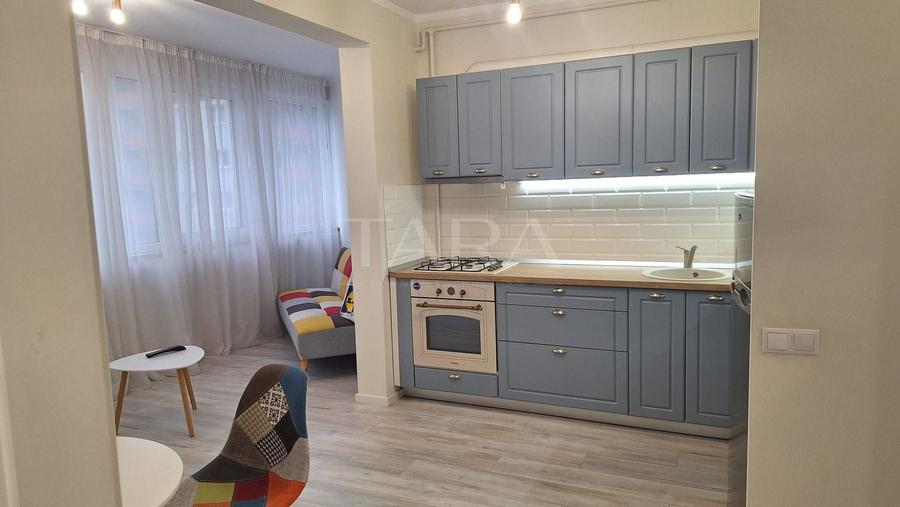 Apartament cu 2 camere decomandat, mobilat în Vest