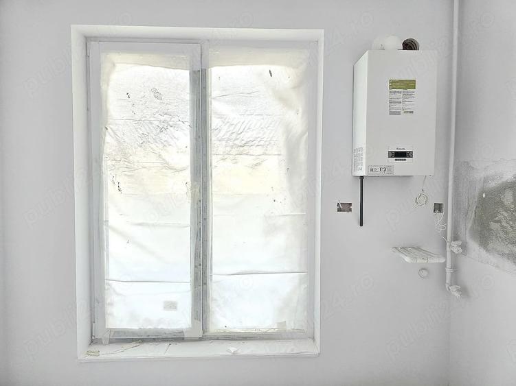 Apartament cu 2 camere decomandat în Titan