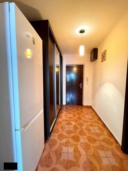 Apartament cu 2 camere decomandat în Basarabia