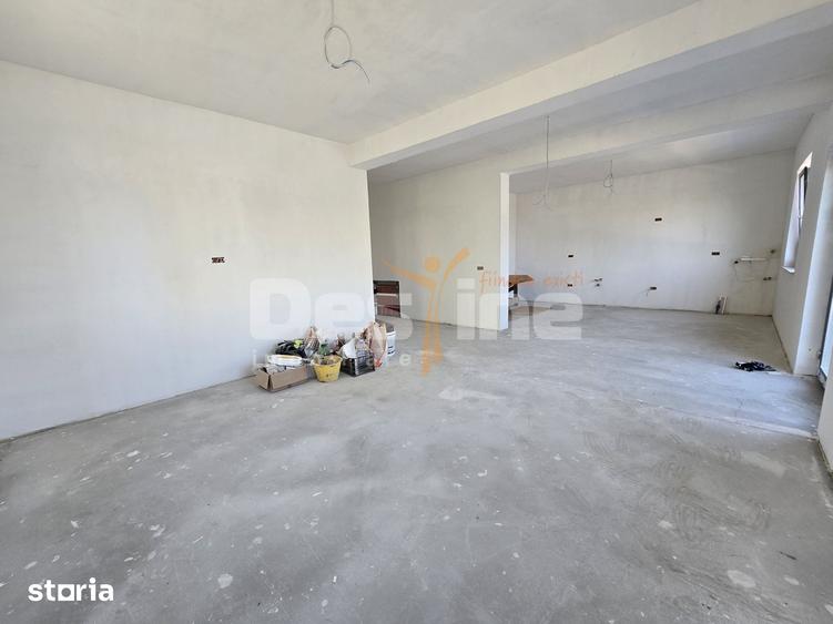 Casă cu 4 camere cu Teren 520 Mp în Rediu