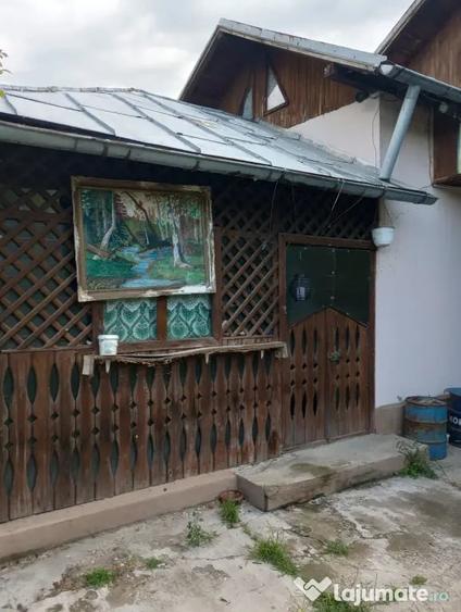 Casă cu 3 camere în Hăbud