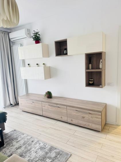 Apartament cu 2 camere decomandat în Politehnica