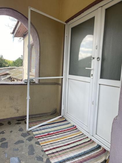 Casă cu 4 camere în Camena