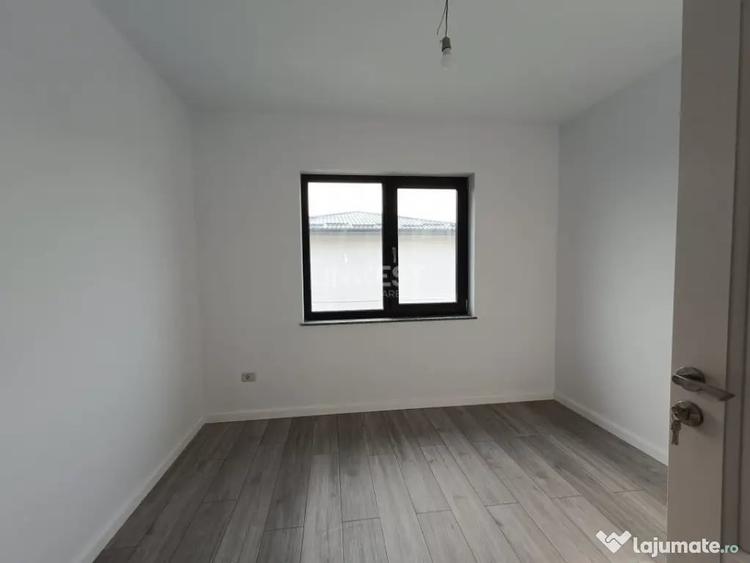 Casă cu 4 camere cu Teren 350 Mp în Popas Păcurari