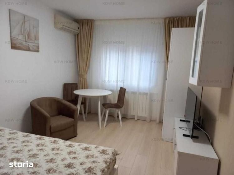 Garsonieră decomandată în Tei