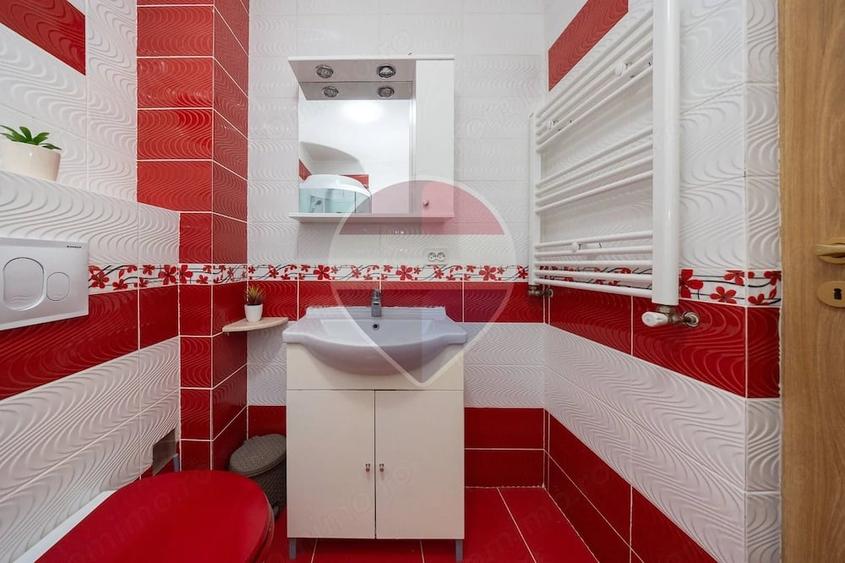 Apartament cu 2 camere decomandat în Central