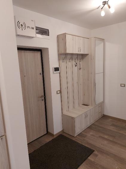 Apartament cu 2 camere decomandat, mobilat în Tomis Nord