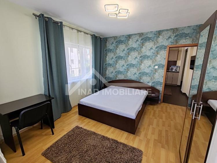 Apartament cu 3 camere semidecomandat, mobilat în Mărăști