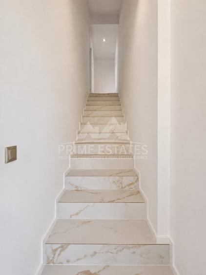Duplex cu 5 camere cu Canalizare în Tunari