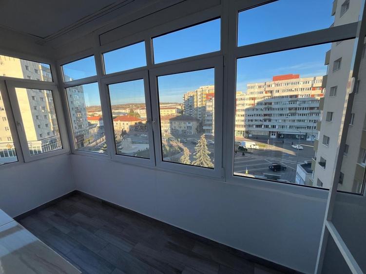 Apartament cu 2 camere decomandat în Ultracentral