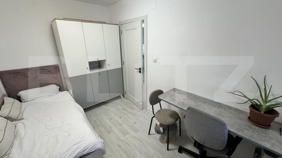 Apartament cu 3 camere decomandat, mobilat în 22 Decembrie