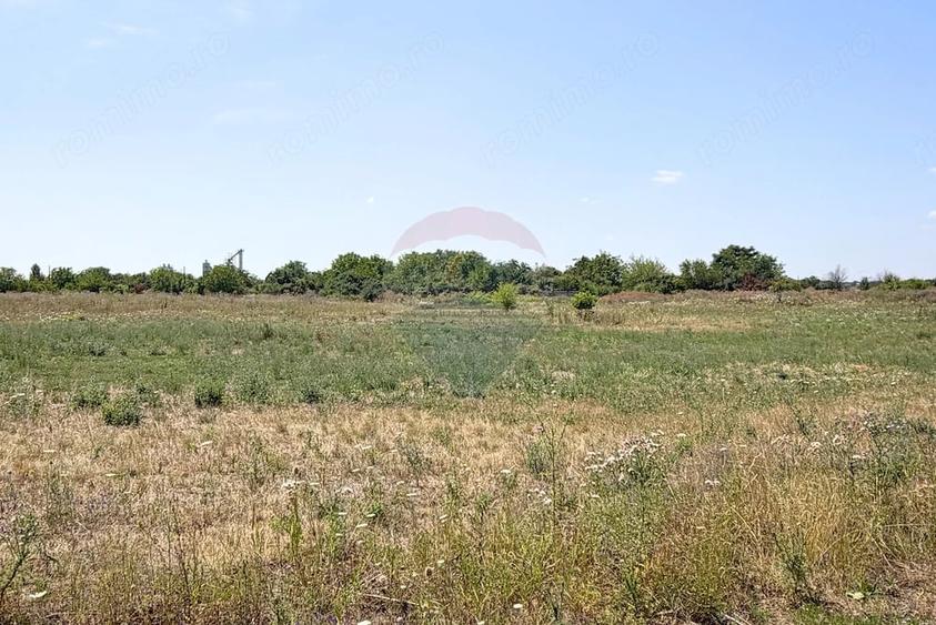 Teren de 416 mp, în Bujac
