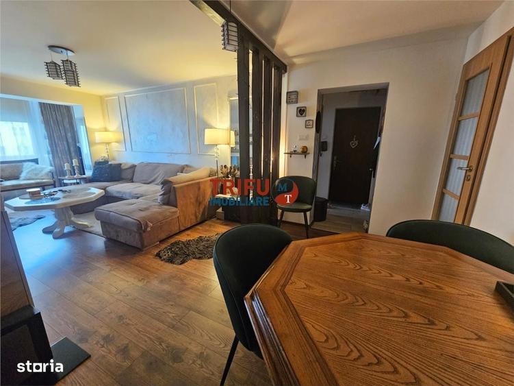 Apartament cu 3 camere decomandat în Cetate