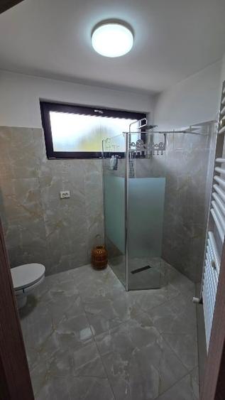 Apartament cu 2 camere decomandat, mobilat în Sisești