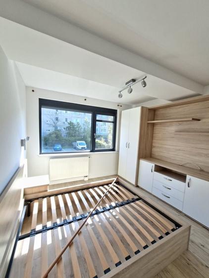 Apartament cu 3 camere decomandat, mobilat în Elisabetin