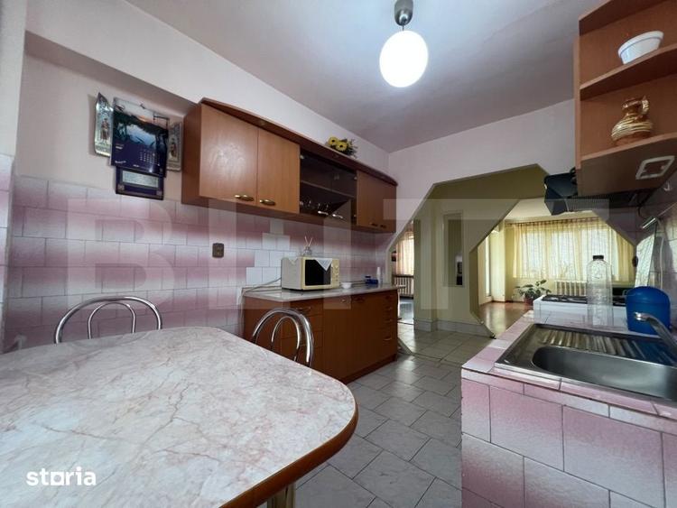 Apartament cu 3 camere decomandat în Cantemir
