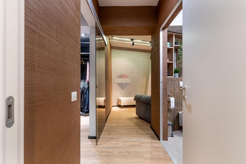 Apartament cu 4 camere decomandat, mobilat în Zorilor