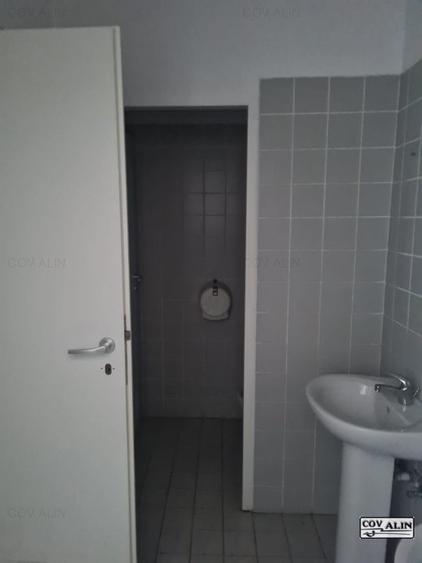 Spațiu comercial, de 263 mp, în Centrul Civic