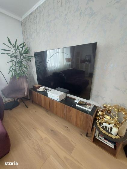Casă cu 4 camere cu Teren 450 Mp în Central
