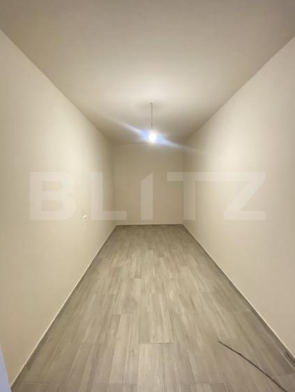 Penthouse cu 8 camere decomandat în Central