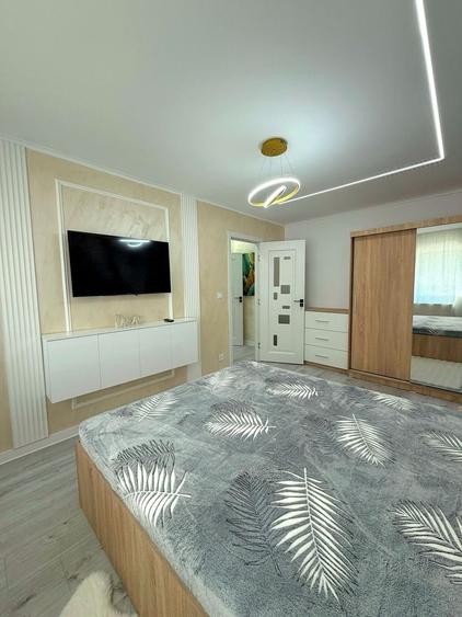 LA CHEIE: Apartament 3 camere, etaj 2, renovat, design premium - 12