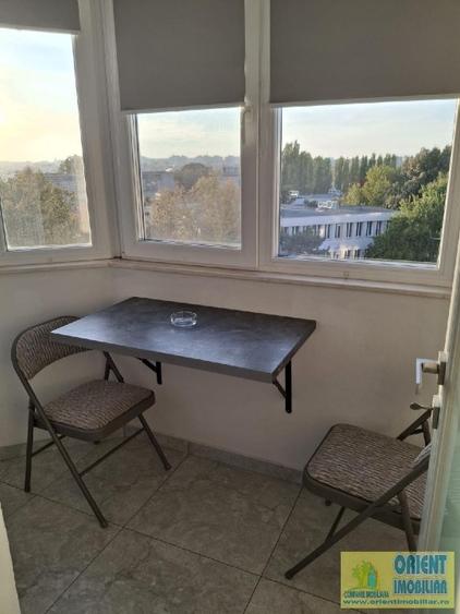 Apartament cu 2 camere semidecomandat în Casa de Cultură