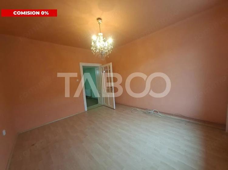 Apartament cu 2 camere nedecomandat în Central