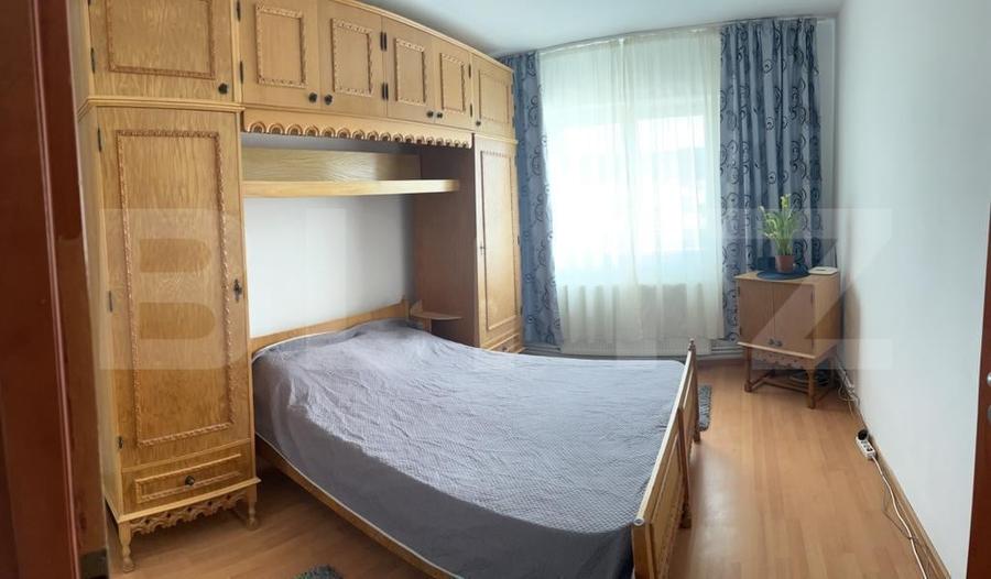 Apartament cu 3 camere decomandat, mobilat în Gherla