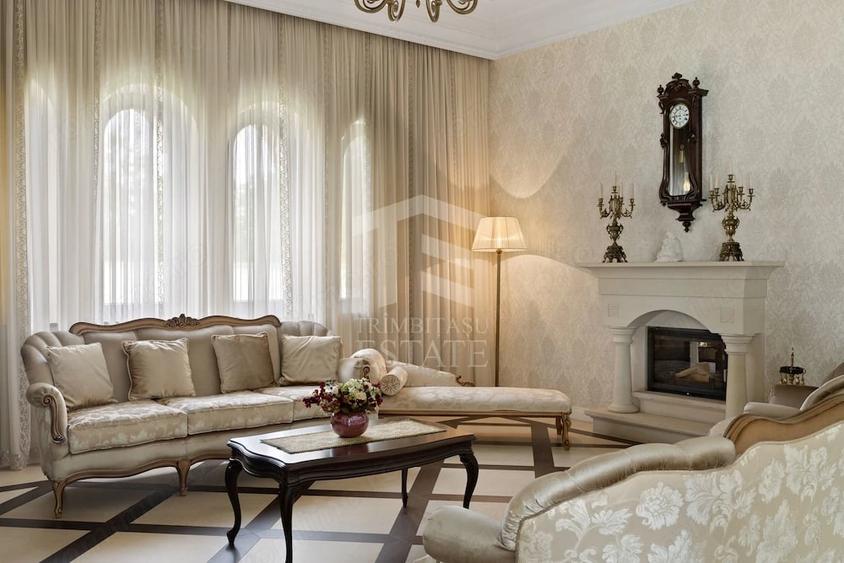 Casă cu Teren 1736 Mp în Mândruloc