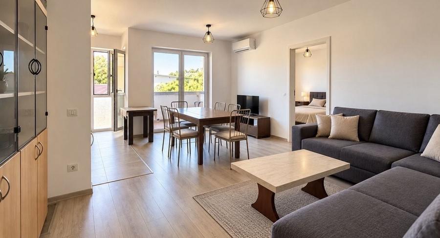 Apartament cu 3 camere decomandat în Aradului