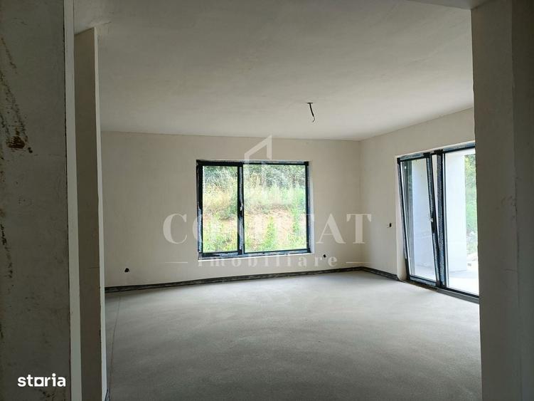 Casă cu 4 camere în Luna