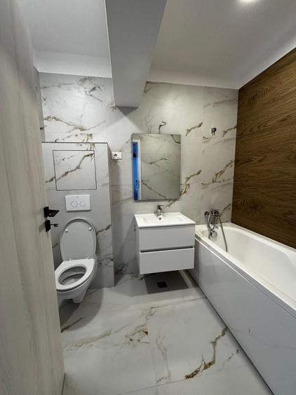 Apartament cu 2 camere decomandat, mobilat în Central