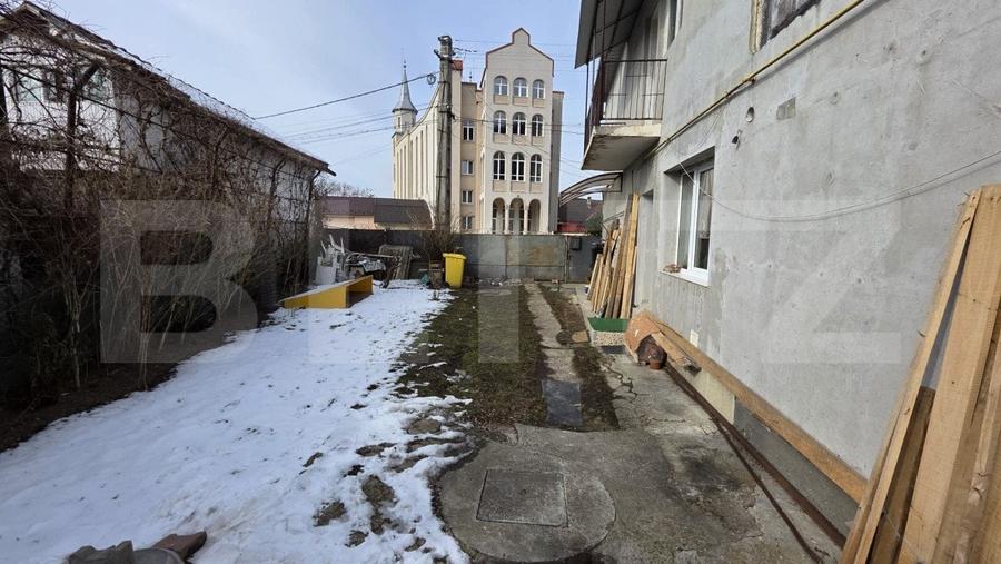 Casă individuală cu 4 camere cu Canalizare în Central