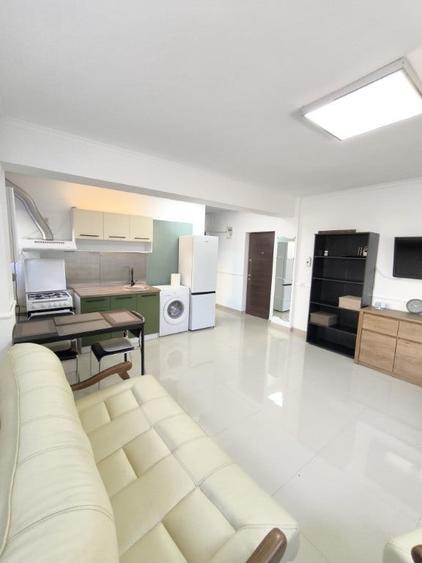 Apartament cu 2 camere semidecomandat în Bucureștii Noi