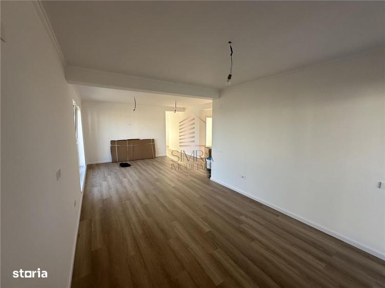 Casă cu 4 camere în Sântandrei