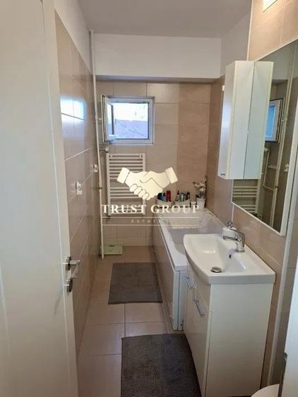 Apartament cu 3 camere decomandat în Crângași