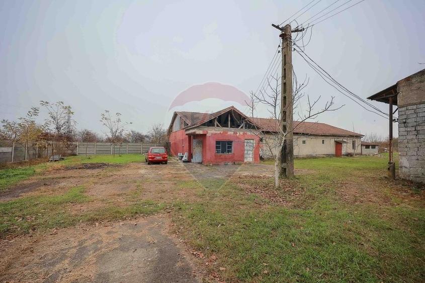 Spațiu industrial, de 800 mp, în Tilecuș