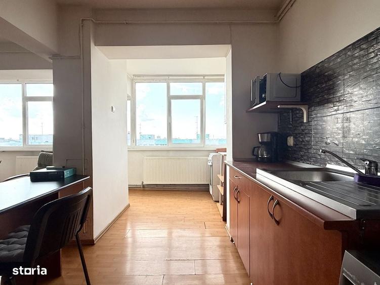 Apartament cu 3 camere decomandat în Titulescu