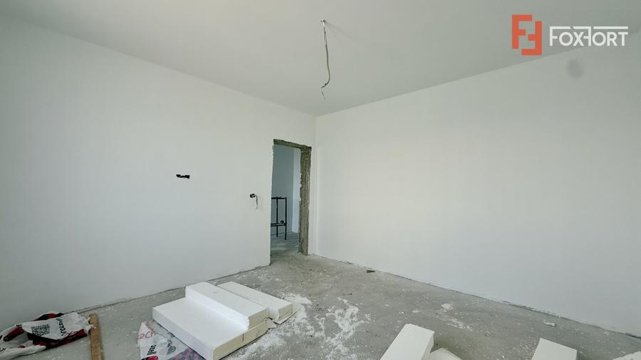 Duplex cu 3 camere cu Canalizare în Moșnița Nouă